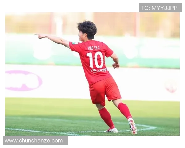 广州富力迎战泰州远大争夺中甲联赛关键三分之战